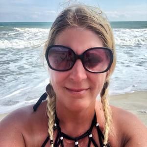 Meet your Posher, Dee ann